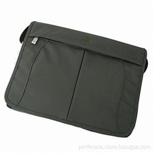 Men's Messenger Bag, 13-inch, Quality Nylon Material, Fashionable and Sports Design